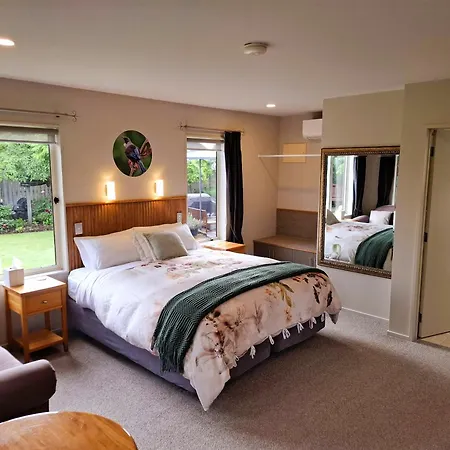 Blue Ridge Studios And Bed & Breakfast-2